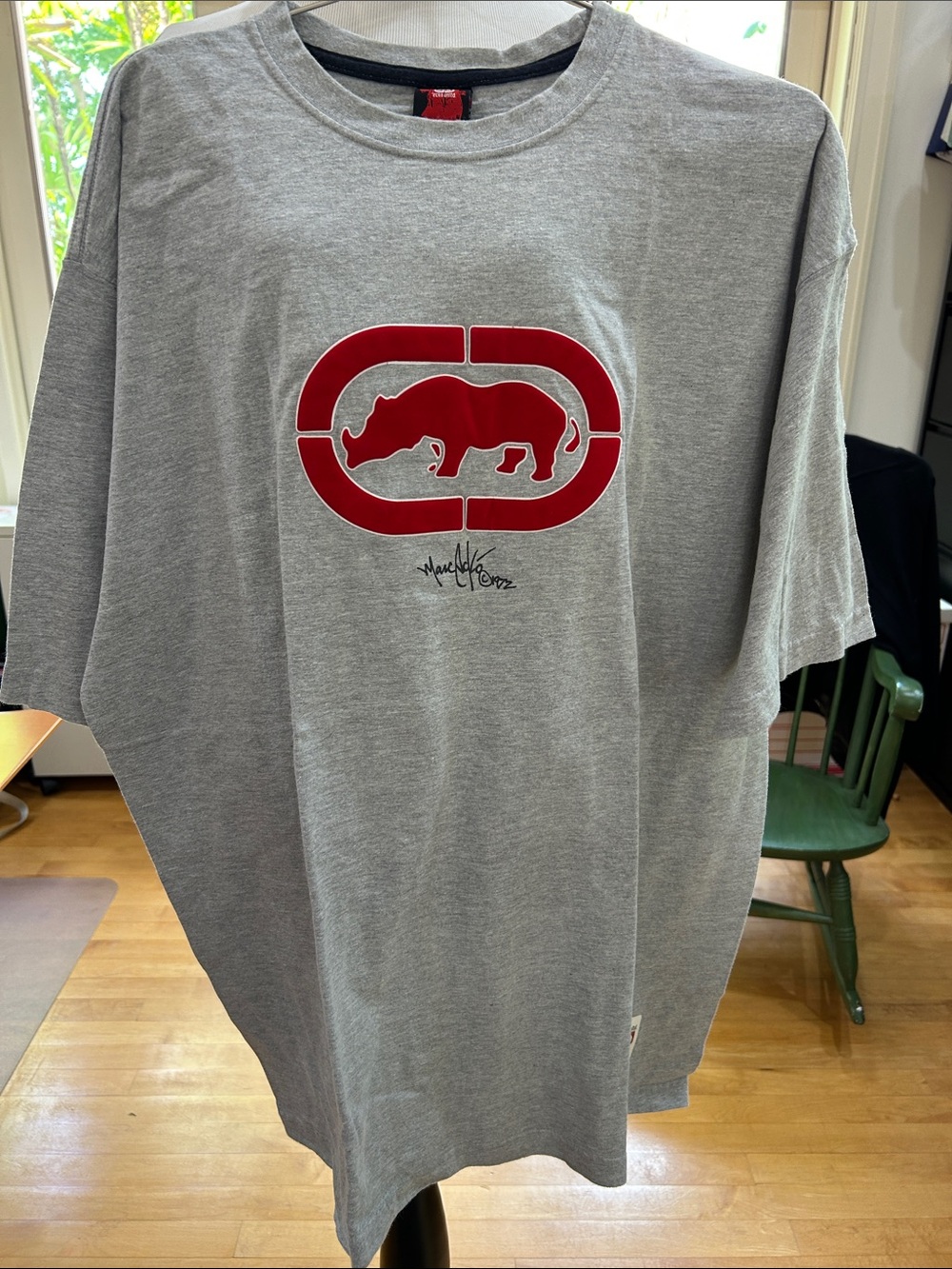 Ecko Unlimited Gray Short Sleeve Tee with Red Rhino Logo